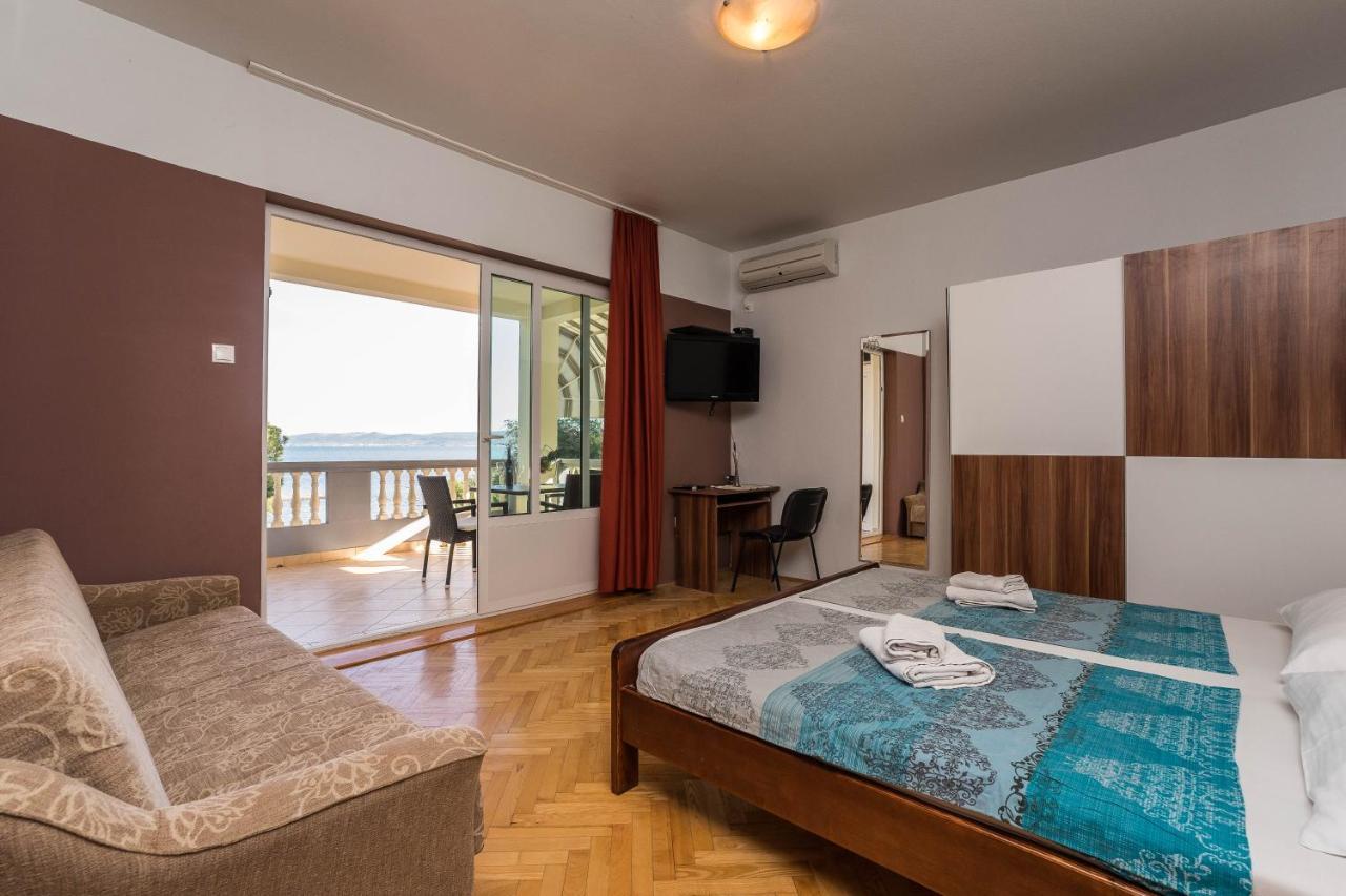 Guest House Malenica Sukošan Extérieur photo