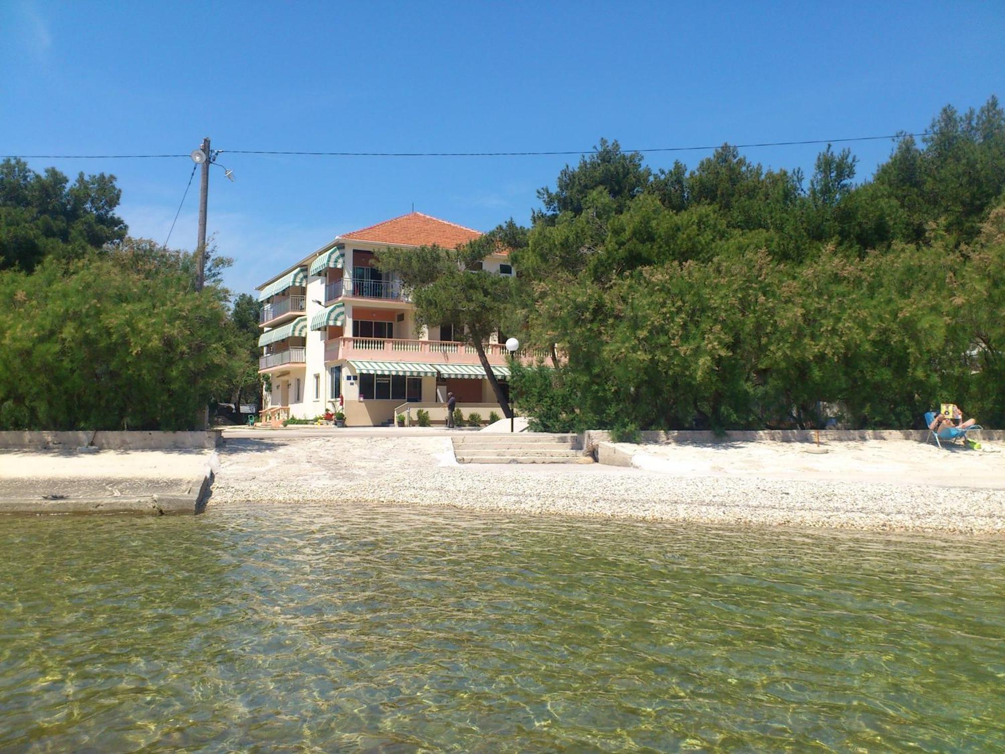 Guest House Malenica Sukošan Extérieur photo