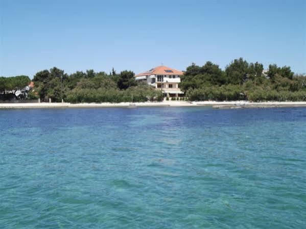 Guest House Malenica Sukošan Extérieur photo